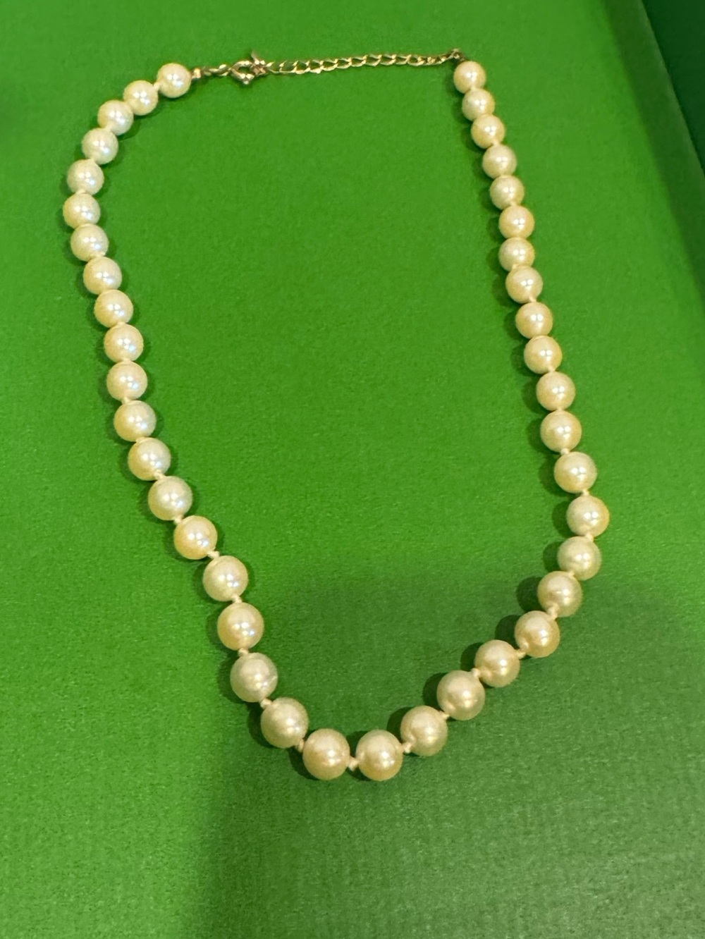 Classic Pearl Bead Necklace - Ivory Pearls